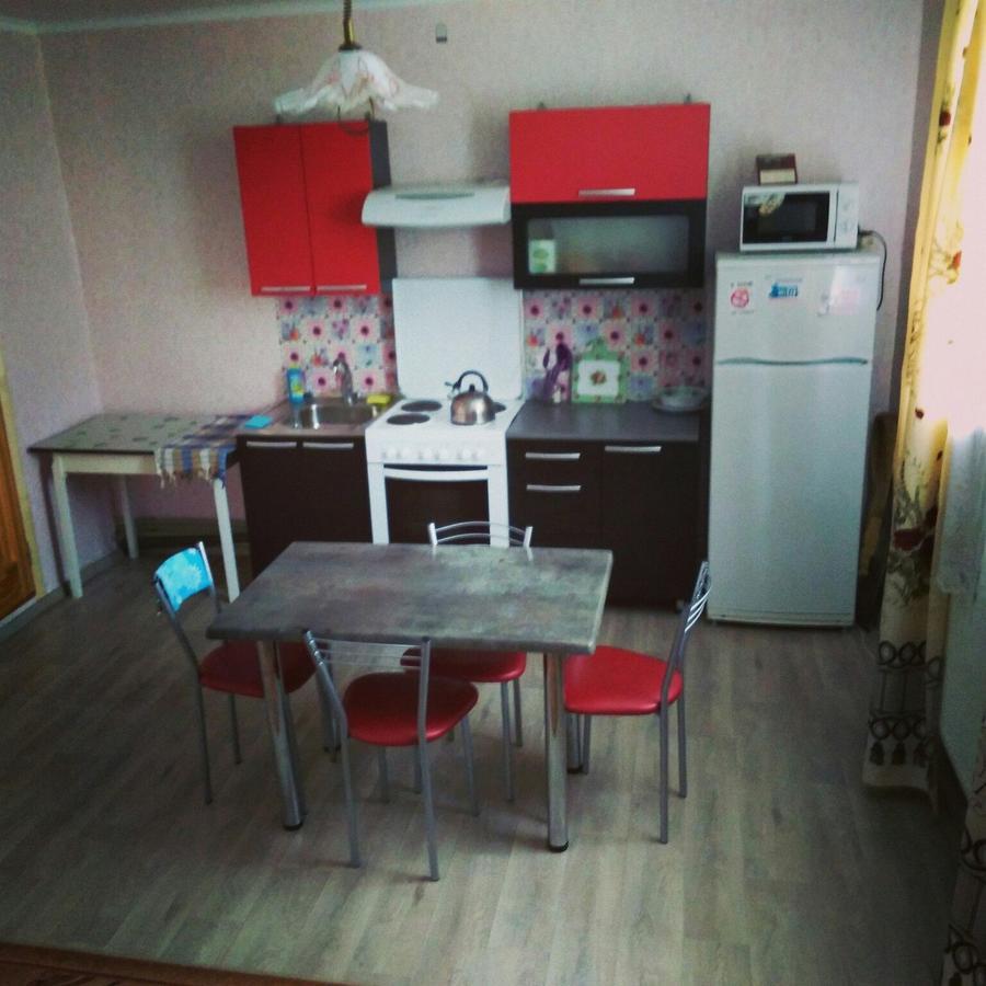 Belye Rozy Hotel Nyasvizh Bagian luar foto